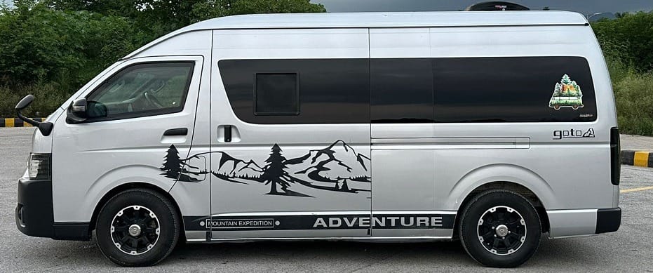 Bulletproof Grand Cabin Van for rent in Lahore - photo 1 | Unique Car Rental