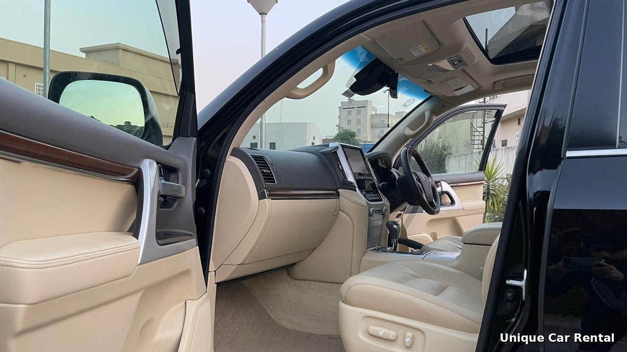 Bulletproof Toyota Land Cruiser V8 front seats interior in Karachi