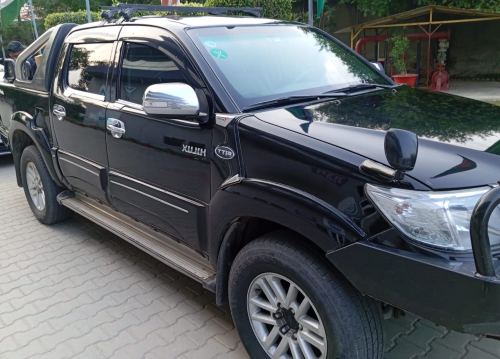 Bulletproof Toyota Revo for rent in Lahore - photo 3 | Unique Car Rental