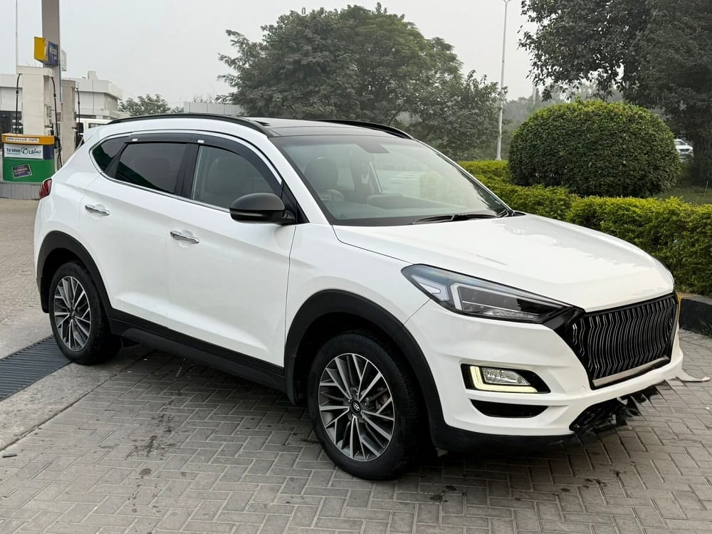 Hyundai Tucson for rent in Lahore - photo 1 | Unique Car Rental