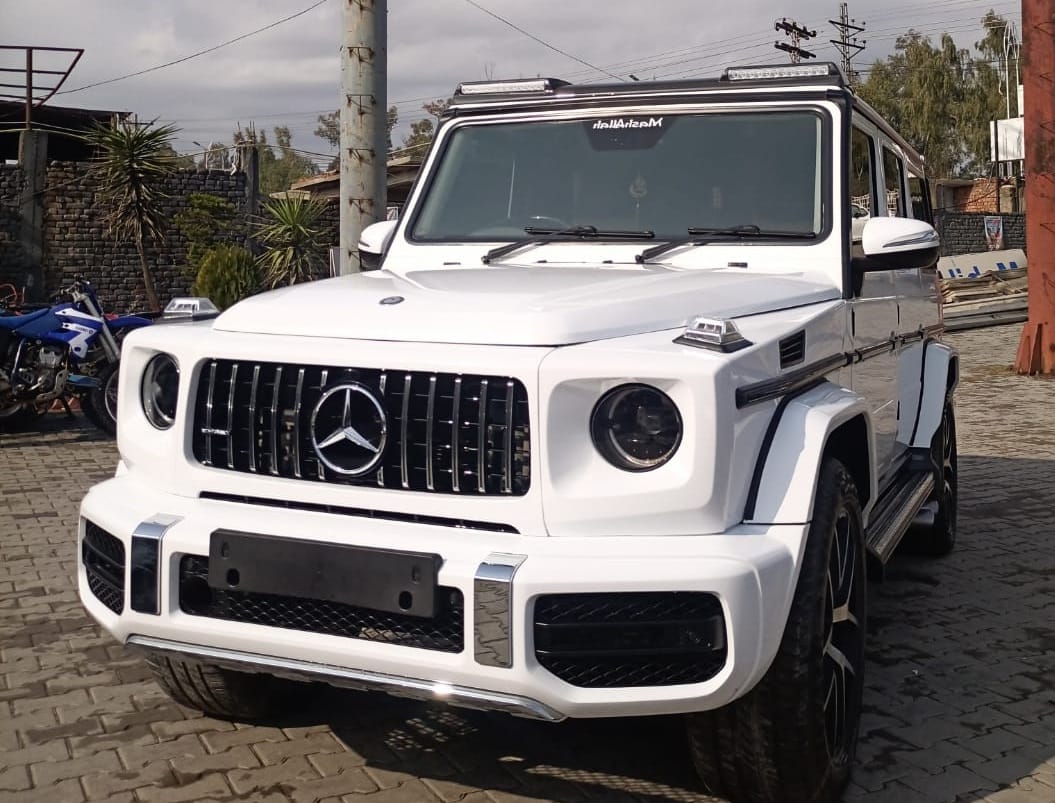 Mercedes-Benz G-Wagon for rent in Lahore - photo 2 | Unique Car Rental