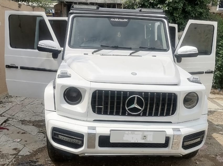Mercedes-Benz G-Wagon for rent in Lahore - photo 1 | Unique Car Rental