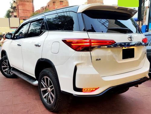 Toyota Fortuner Legender for rent in Lahore - photo 1 | Unique Car Rental