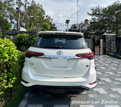Bulletproof Toyota Fortuner for rent in Lahore - photo 5 | Unique Car Rental
