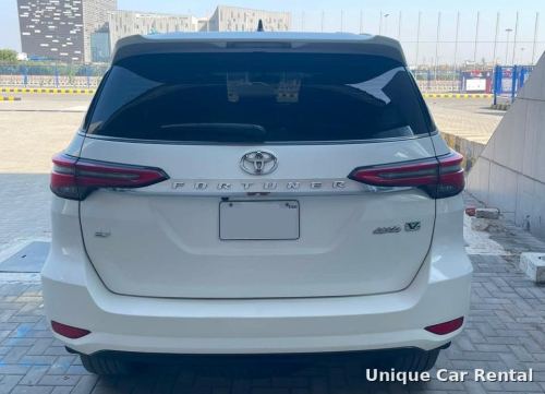Bulletproof Toyota Fortuner for rent in Lahore - photo 3 | Unique Car Rental