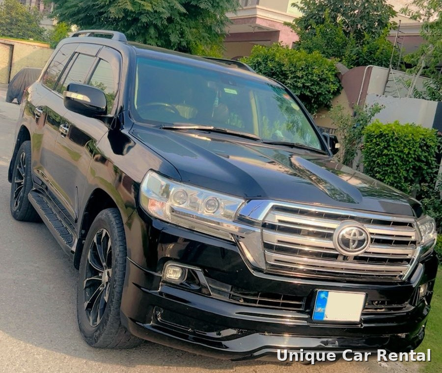 Black Toyota Land Cruiser 200 front three-quarter view