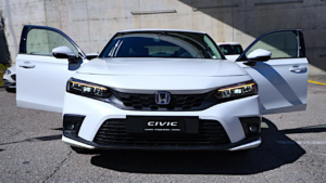 Honda Civic Rent in Lahore