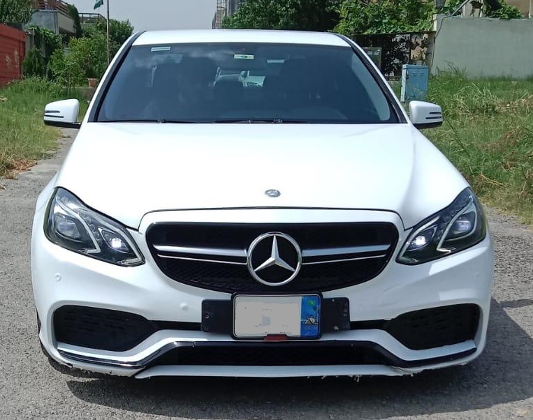 Mercedes Rent Lahore (2)