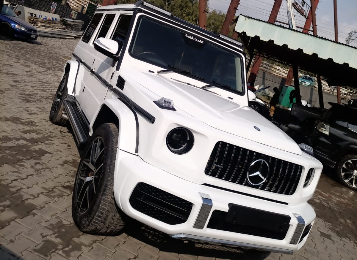 Mercedez & G-Wagon Rent Lahore