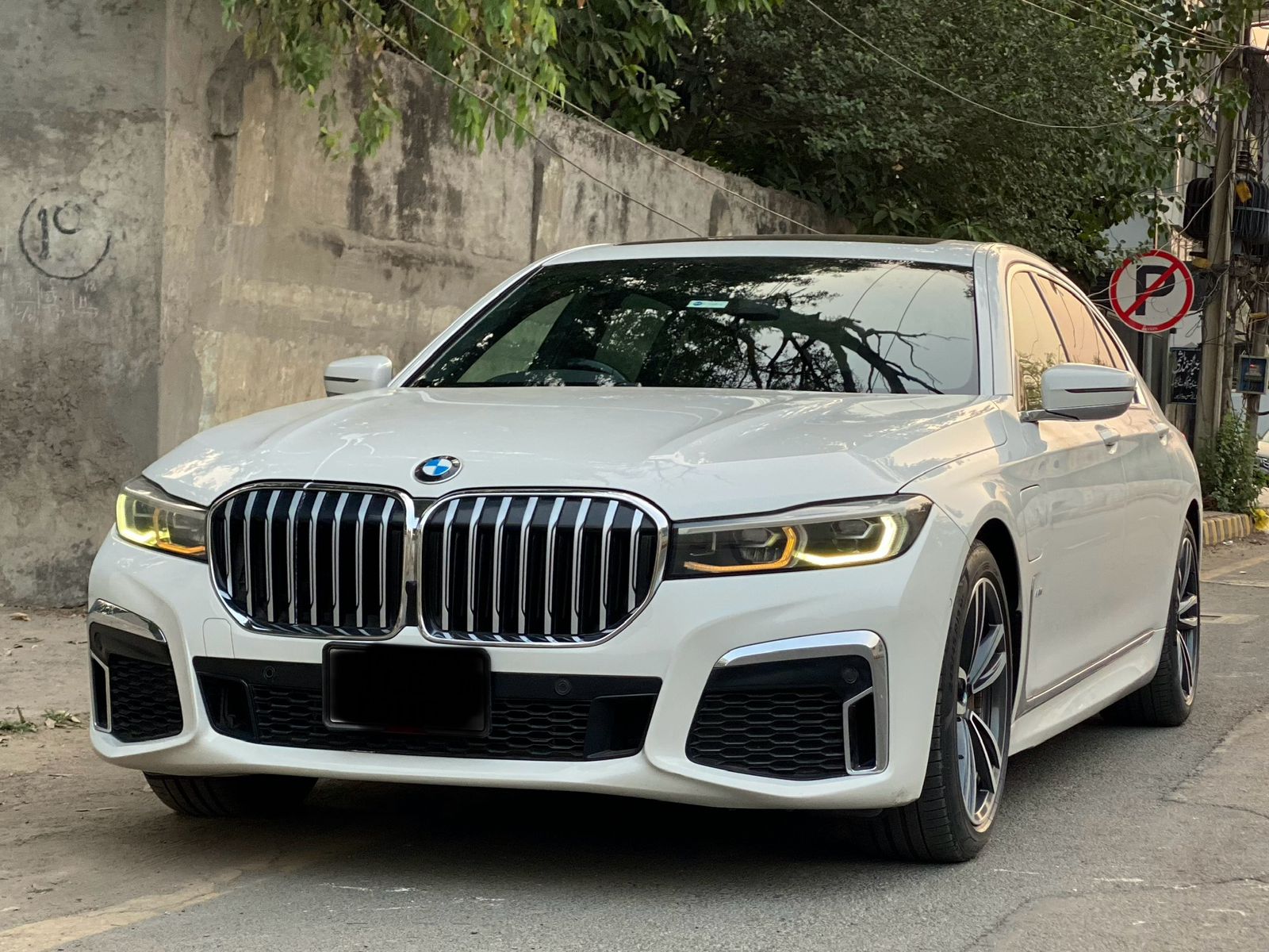 Rent a Car BMW Lahore