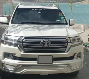 Luxury Land Cruiser V8 rental in Lahore for corporate and family travel