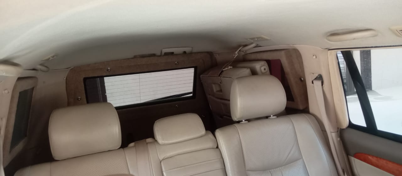 Bulletproof armored Prado SUV (2)
