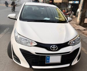 Toyota Corolla Grande 1.8 — Rent in Lahore