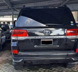 VIP bulletproof SUV rental service in Lahore, Karachi, and Islamabad