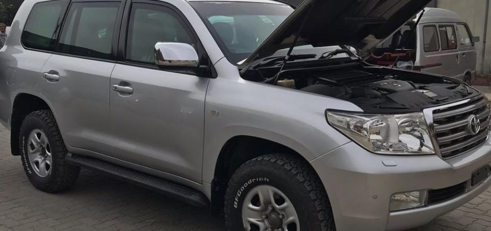 Bulletproof Toyota Fortuner B6 Armored Rental in Karachi Rent bulletproof Toyota Fortuner B6 SUV in Karachi for VIP travel and embassy use