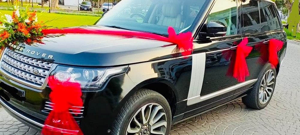 Rent a Range Rover in Lahore for luxury and comfortable travel
