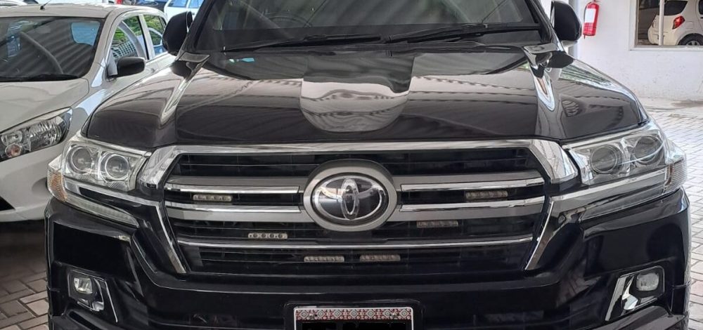 A fully armored bulletproof car ready for secure travel in Karachi Rent armored Toyota V8 in Lahore for maximum security