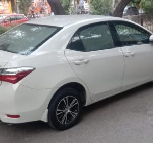 Toyota Corolla dashboard with multimedia, steering controls