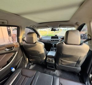 DFSK Glory 580 SUV in black color available for rent in Lahore