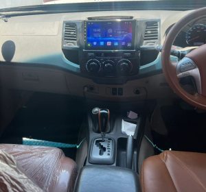 Executive vehicle rental for secure travel