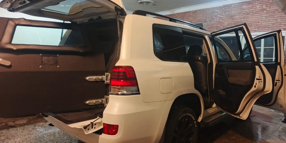 Armored vehicles for travel in sensitive regions Safe family travel with bulletproof transport solutions