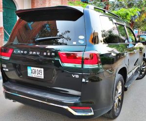 Black Toyota Land Cruiser V8 available for rent with driver in Lahore